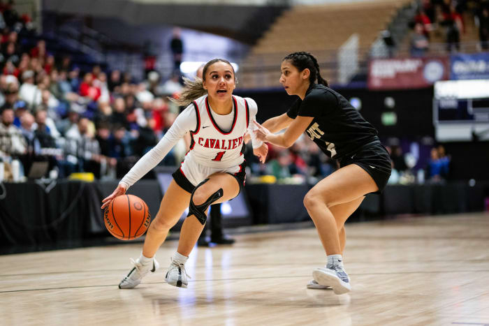 Clackamas Jesuit 6A Oregon girls basketball quarterfinal 2024 Naji Saker-4